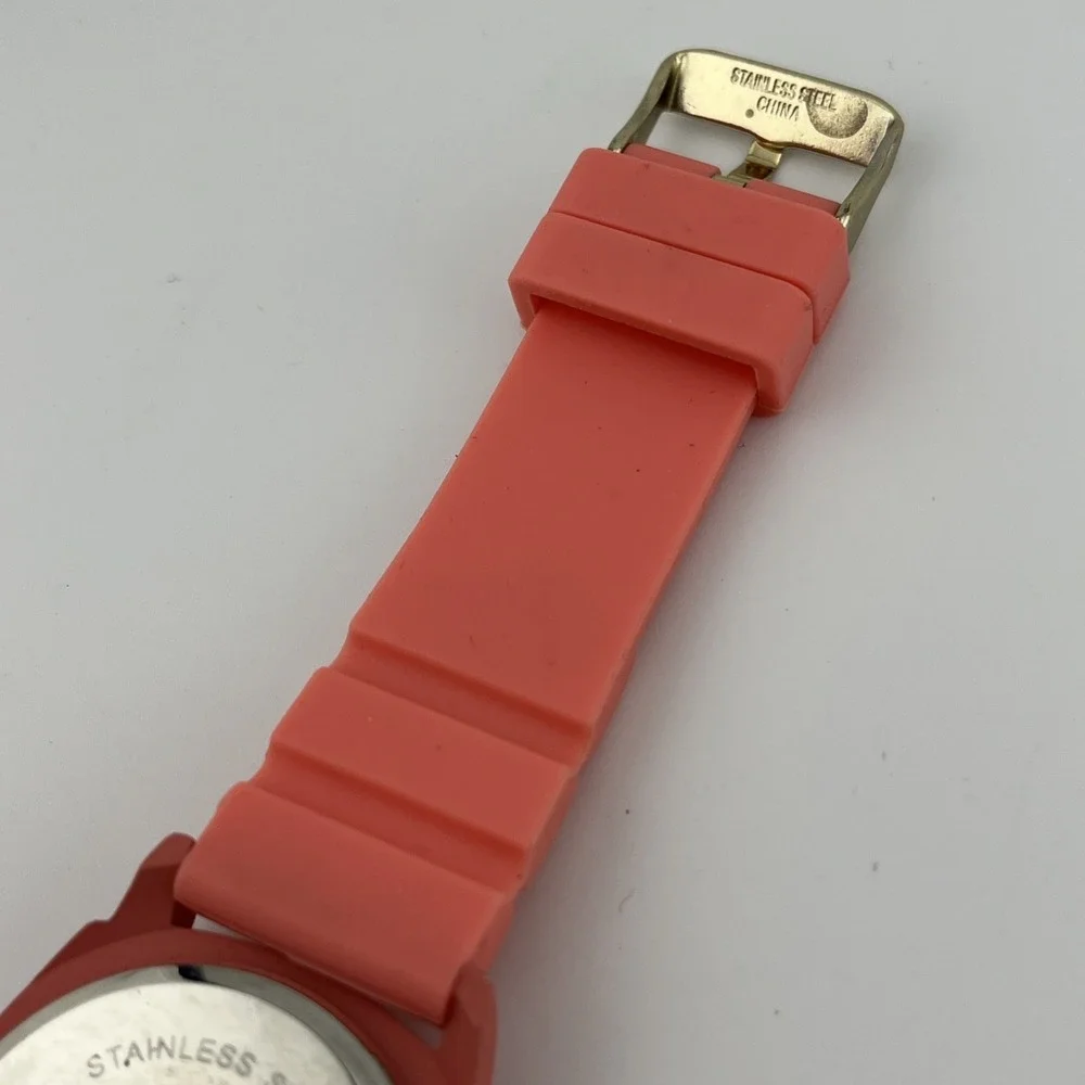 Bella & Rose Watch Women 40mm Case‎ Pink Silicone Band- New Battery